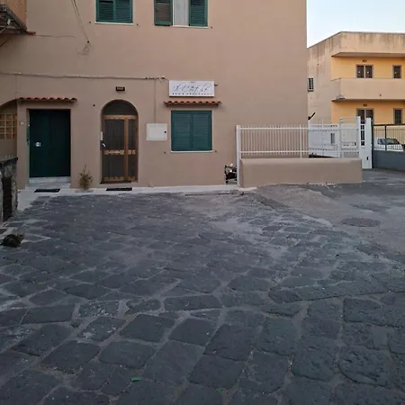 Il Cortile Oda ve Kahvaltı Pompei